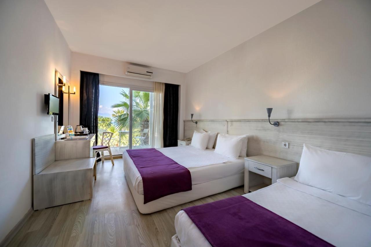 Charm Beach Hotel Акярлар Екстер'єр фото