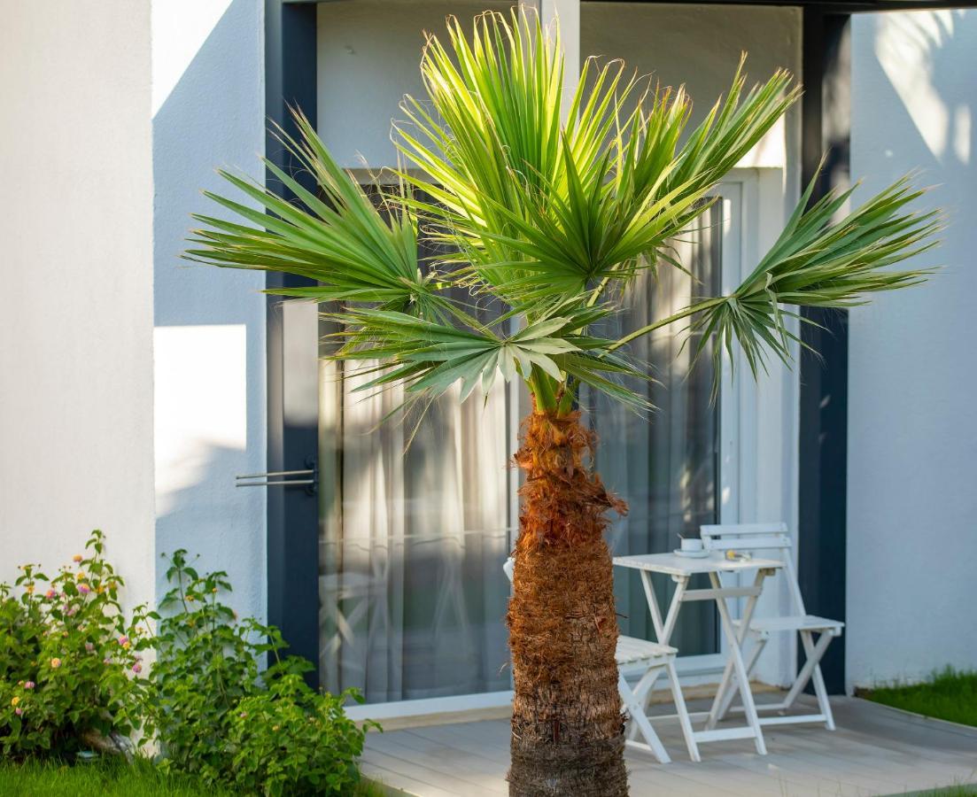 Charm Beach Hotel Акярлар Екстер'єр фото