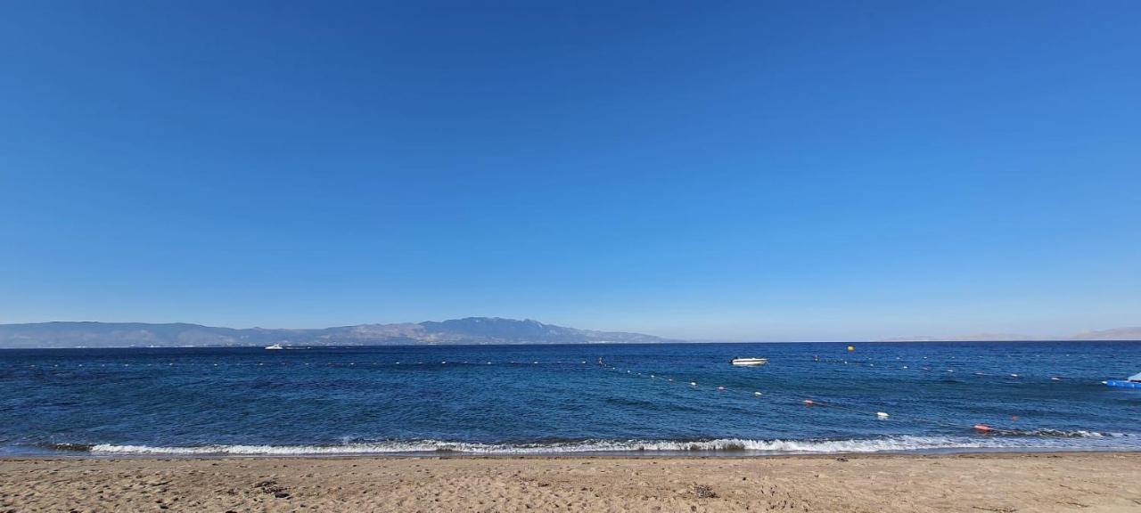 Charm Beach Hotel Акярлар Екстер'єр фото